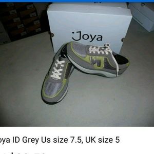 Joya Shoes 7.5, Euro 38 1/3